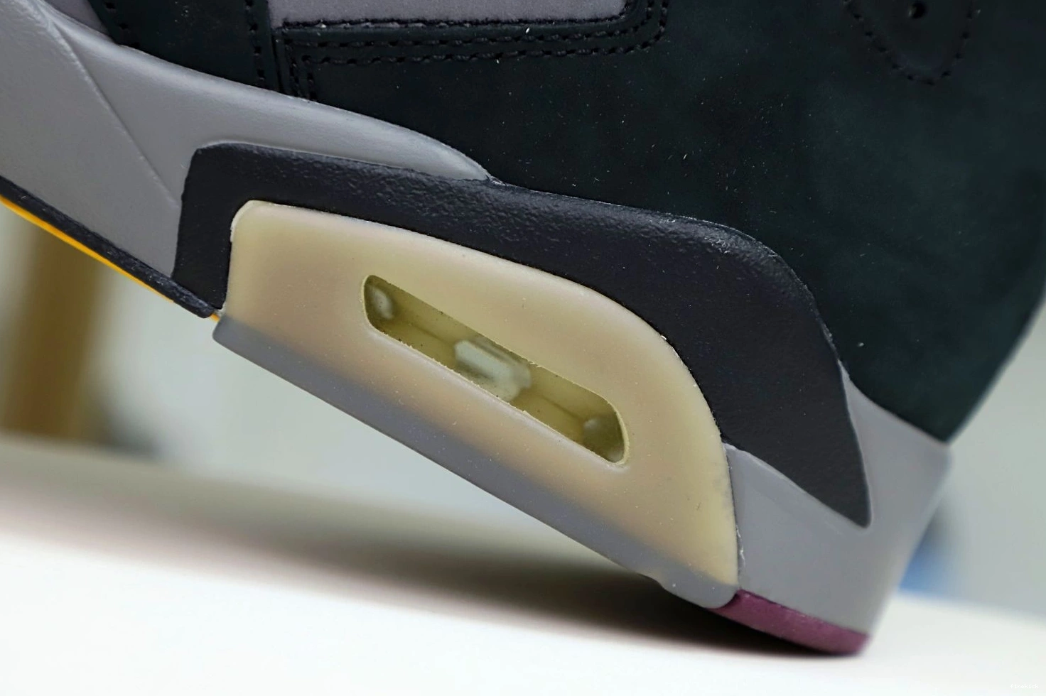 JORDAN AIR 6 RETRO BORDEAUX 0129